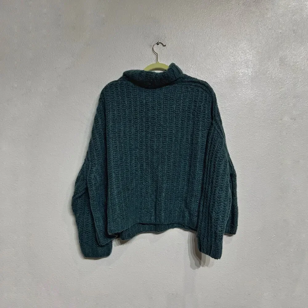 Free People Green Chunky Knit Turtleneck Oversized Sweater Sz XS